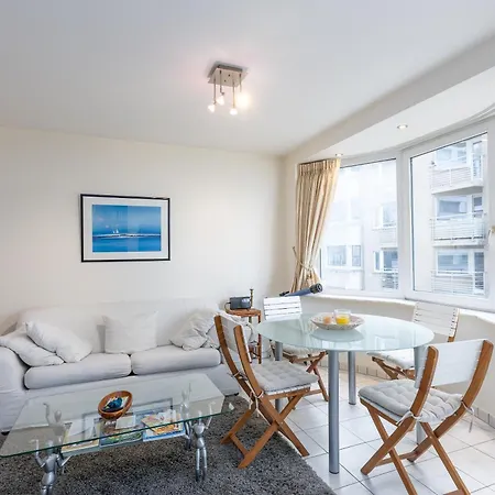 Lecomte - The Shoreline Beachflow