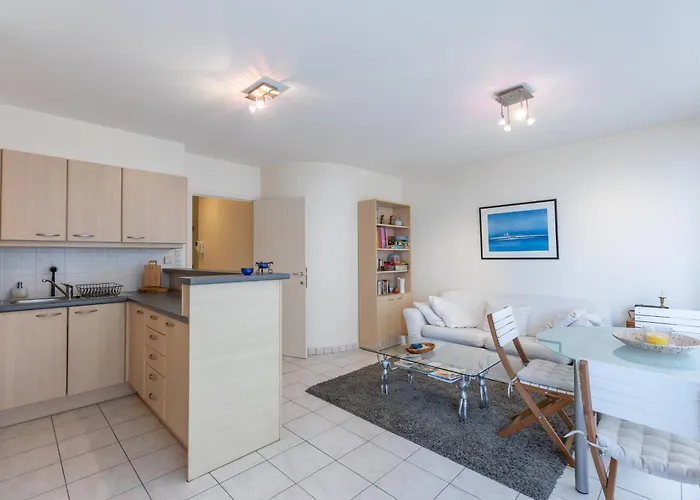 Lecomte - The Shoreline Beachflow Apartment Ostend