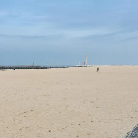 Lecomte - The Shoreline Beachflow アパート