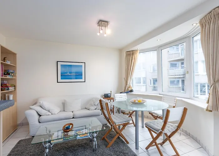 Lecomte - The Shoreline Beachflow